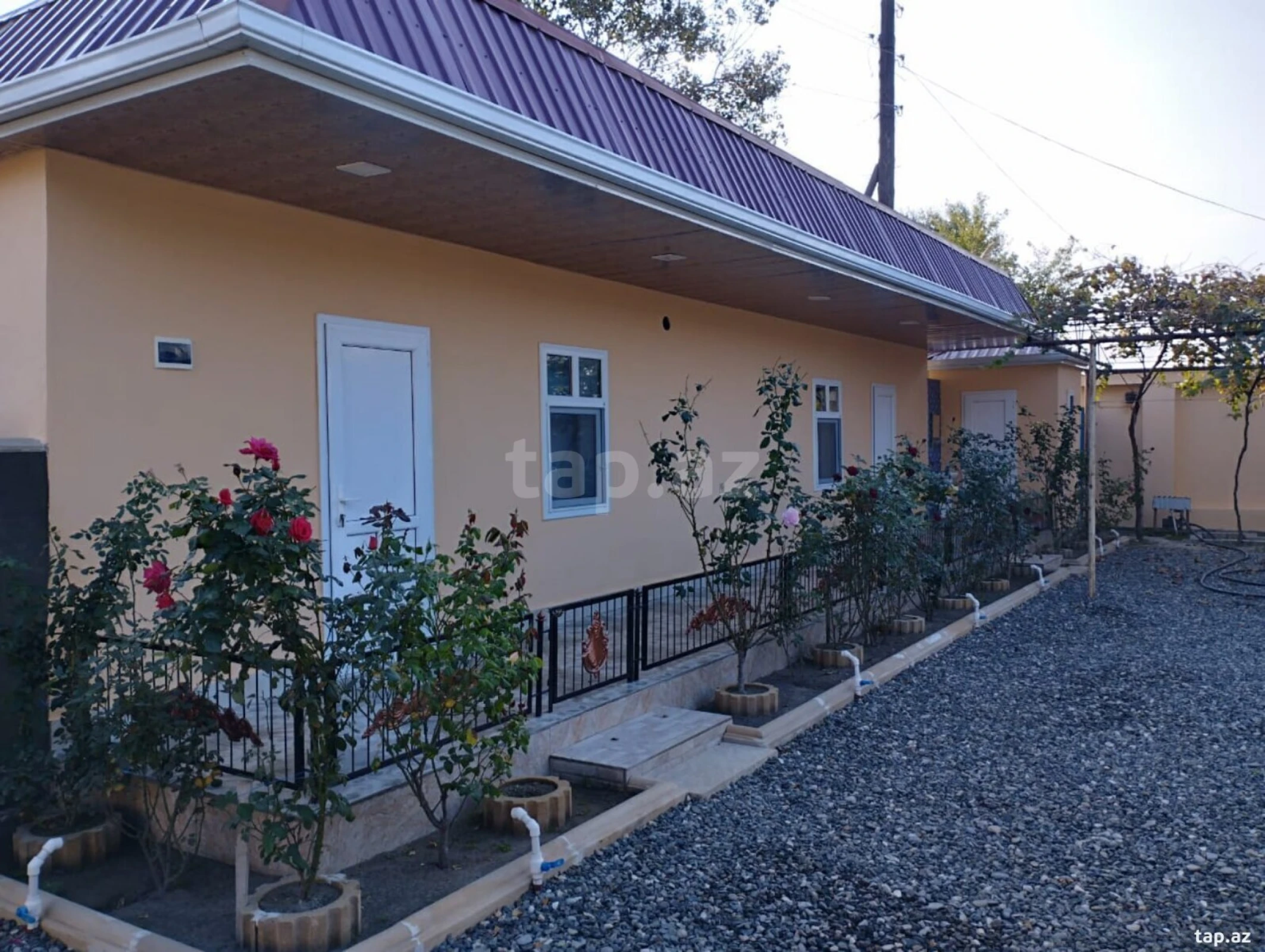 Satılır 5 otaqlı həyət evi 120 m²