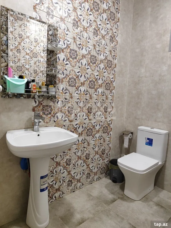 Satılır 4 otaqlı həyət evi