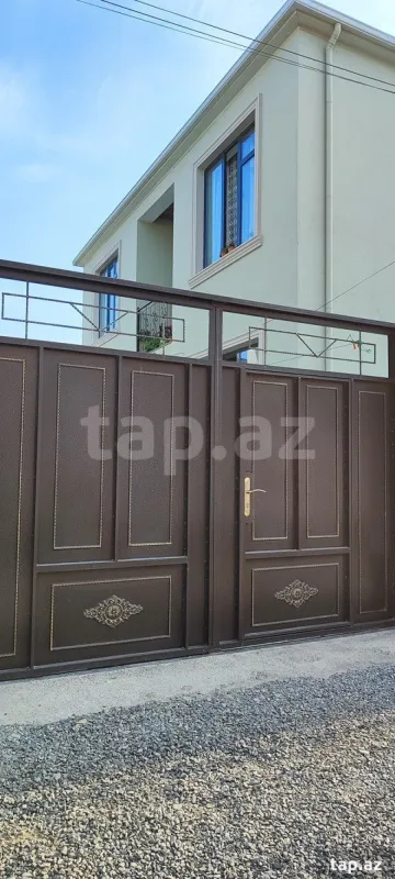 Satılır 4 otaqlı həyət evi