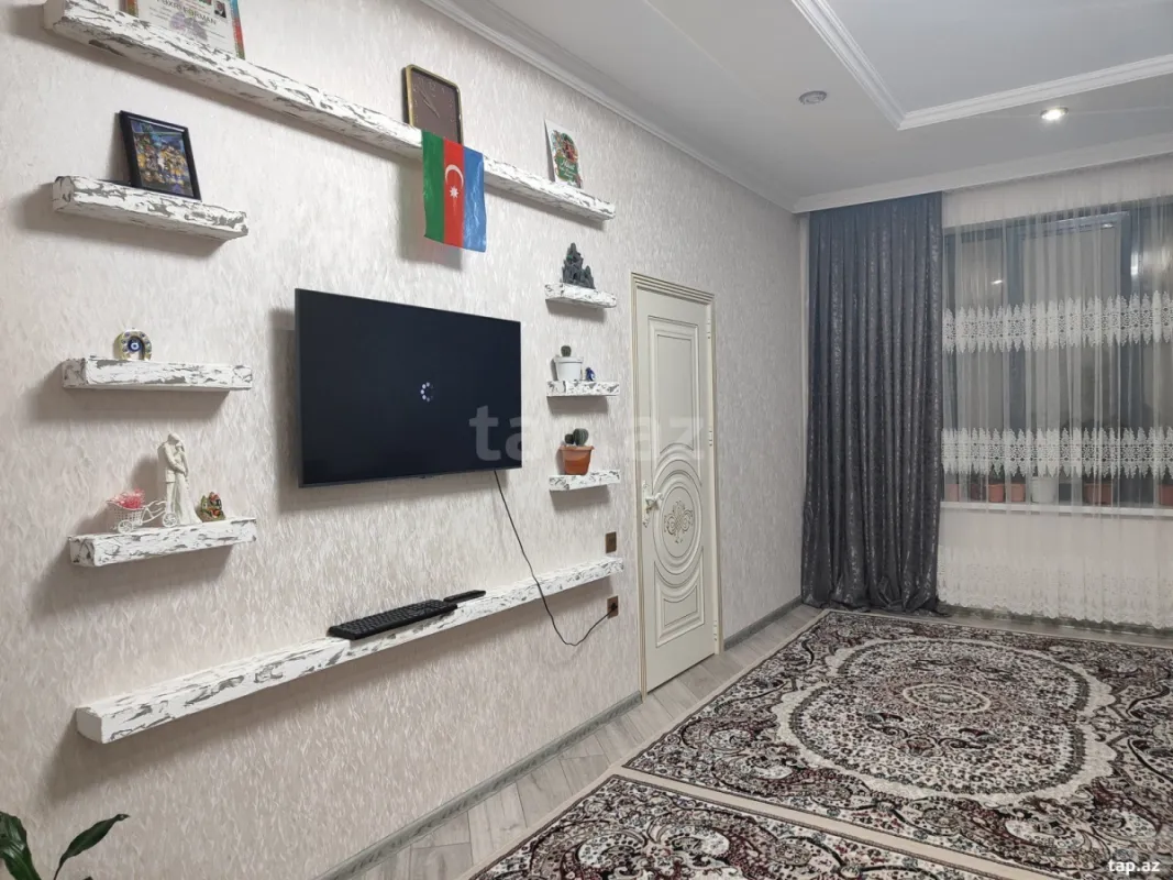 Satılır 4 otaqlı həyət evi