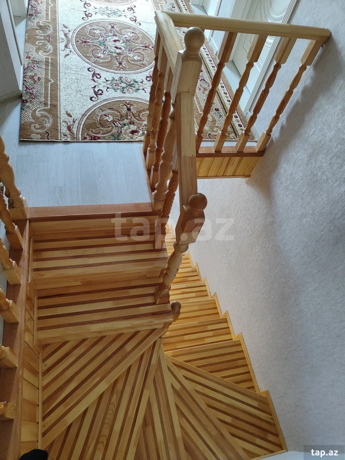 Satılır 4 otaqlı həyət evi