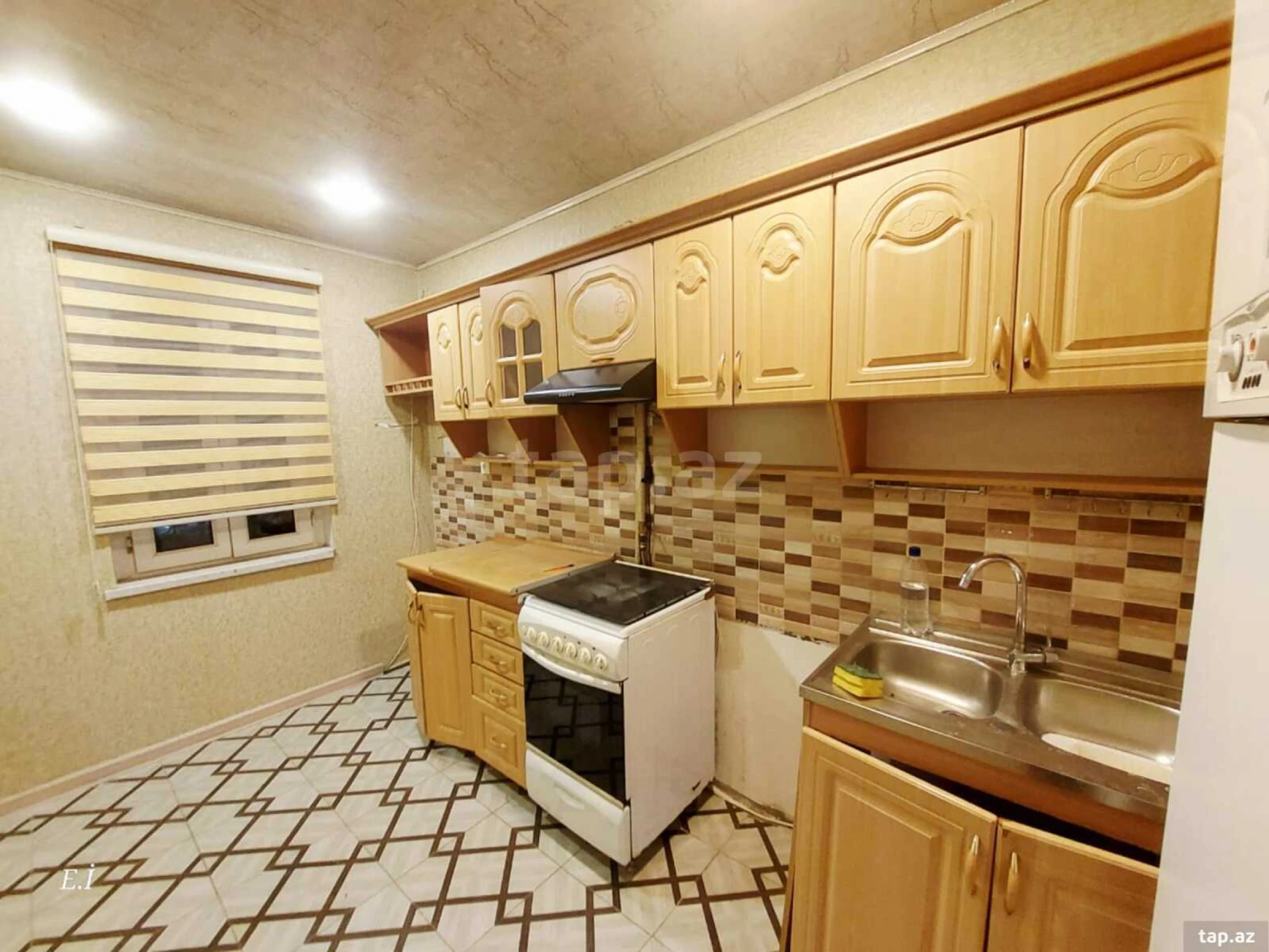 Satılır 3 otaqlı mənzil 68 m²
