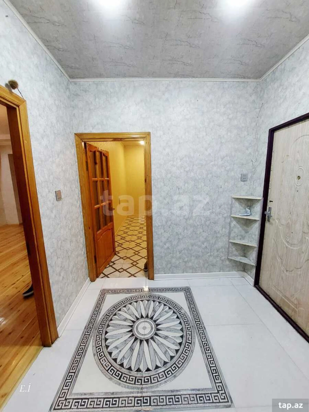 Satılır 3 otaqlı mənzil 68 m²