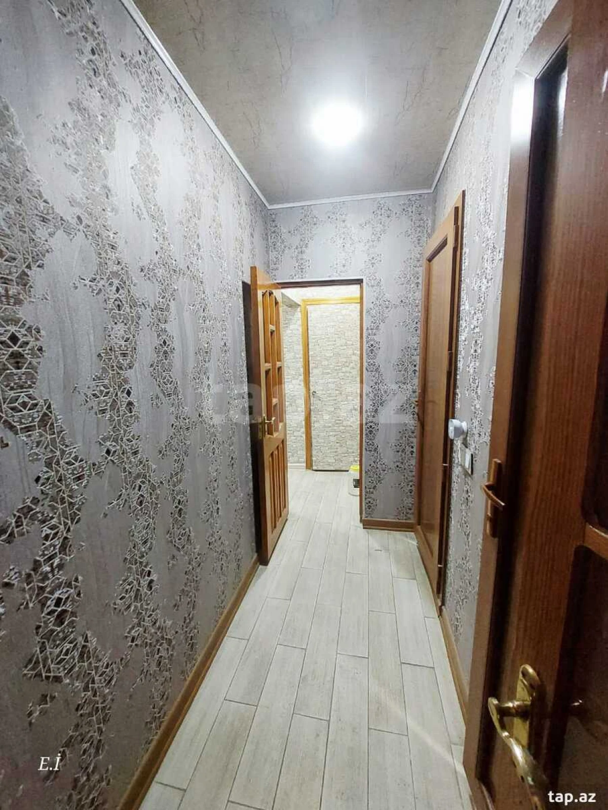 Satılır 3 otaqlı mənzil 68 m²