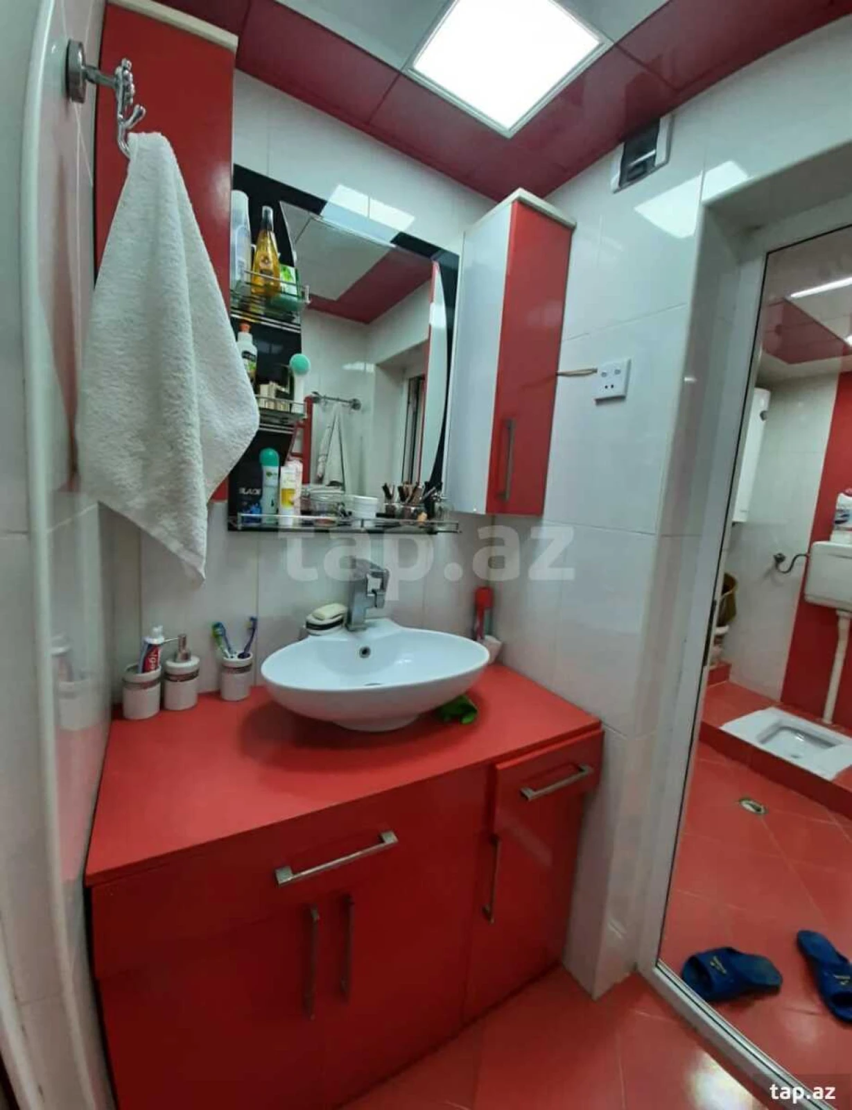 Kirayə verilir 3 otaqlı həyət evi