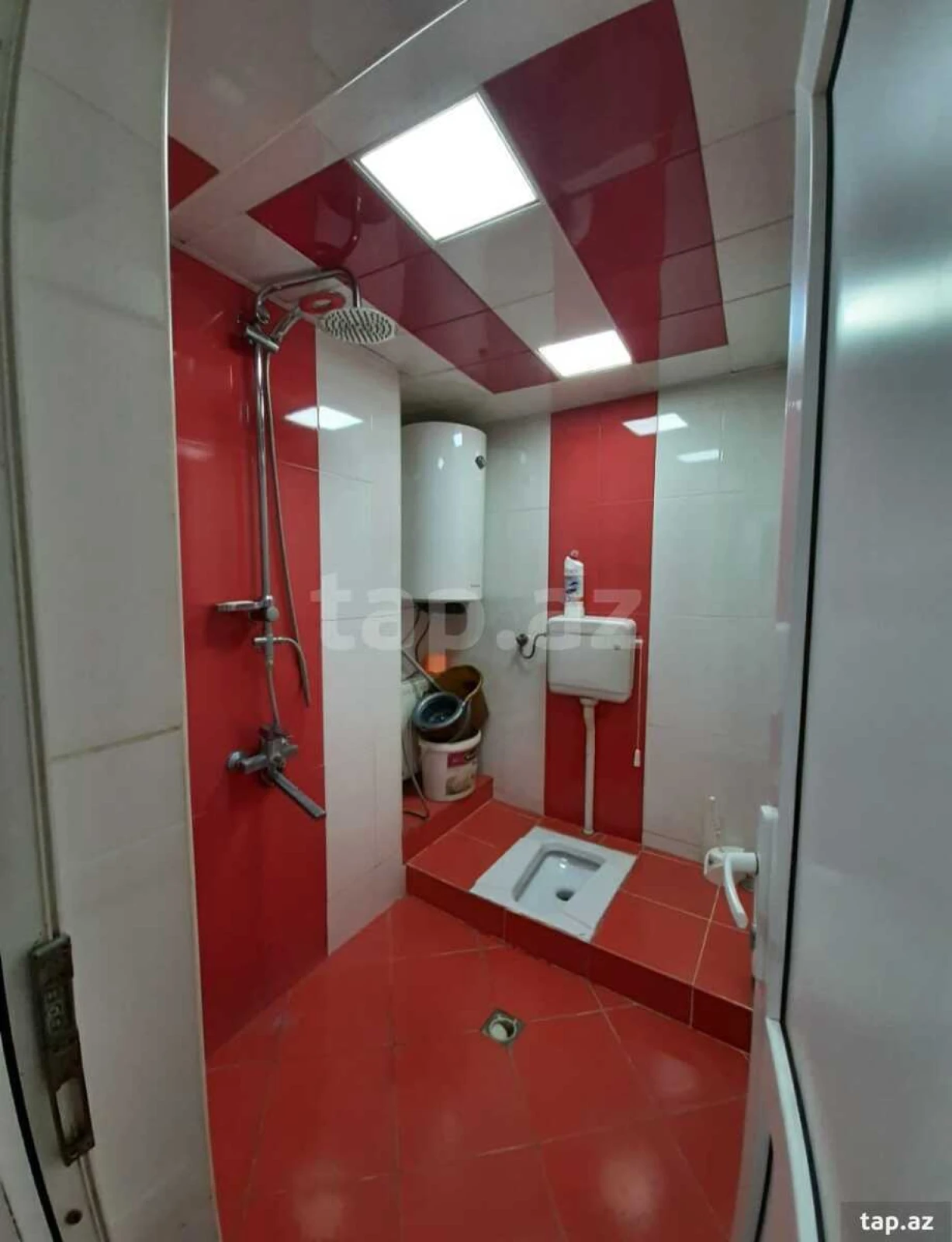 Kirayə verilir 3 otaqlı həyət evi