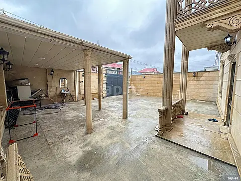 Satılır 5 otaqlı həyət evi