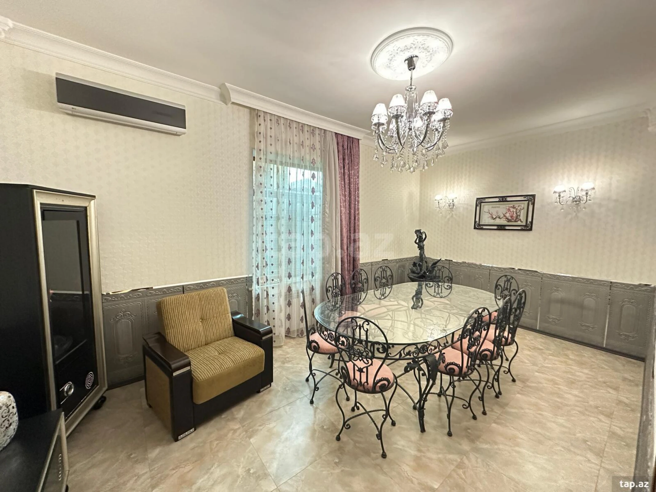 Satılır 5 otaqlı həyət evi