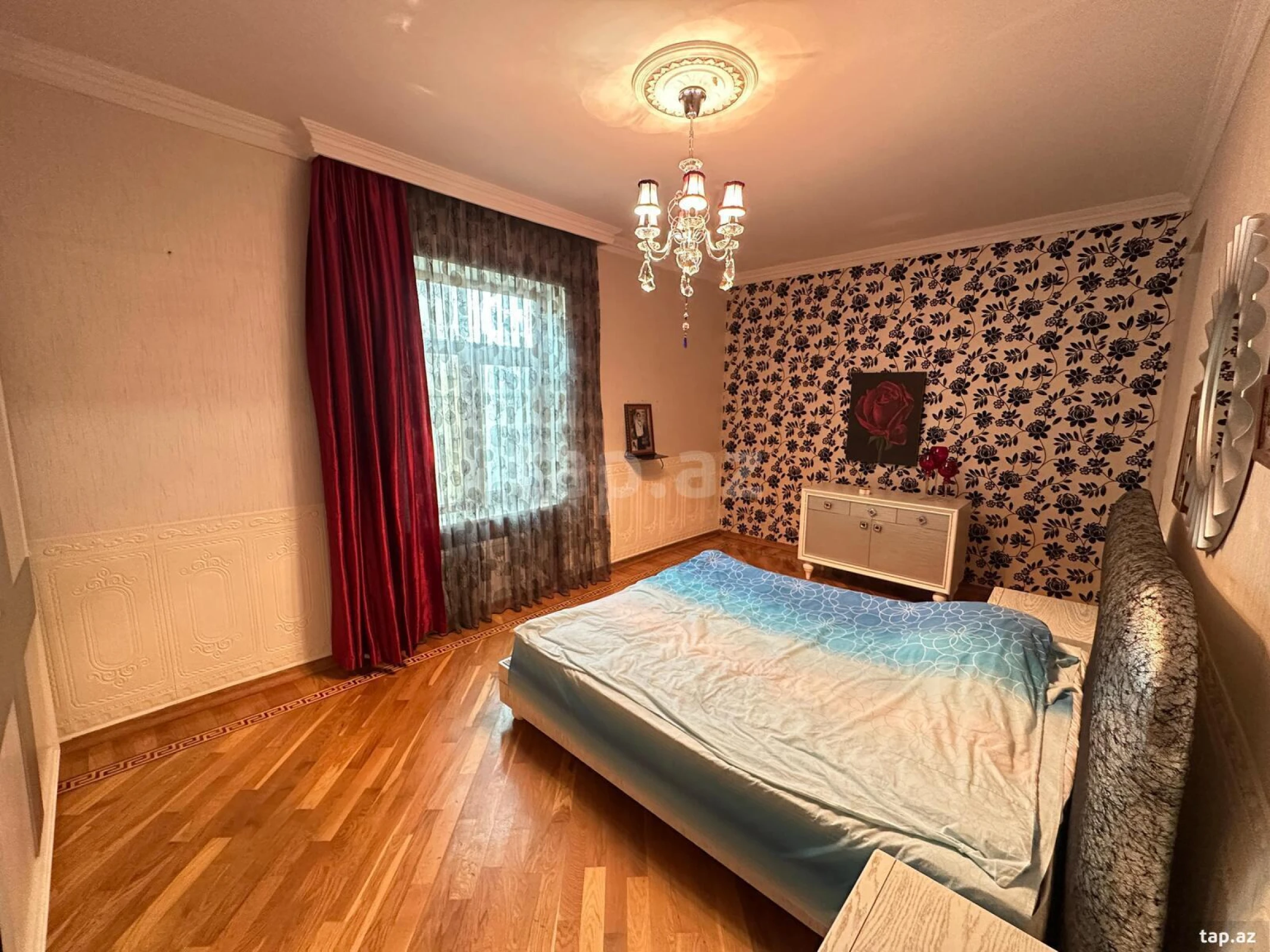 Satılır 5 otaqlı həyət evi