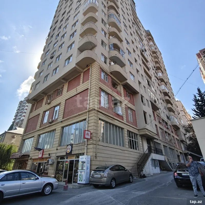 Satılır 3 otaqlı yeni tikili 146 m²
