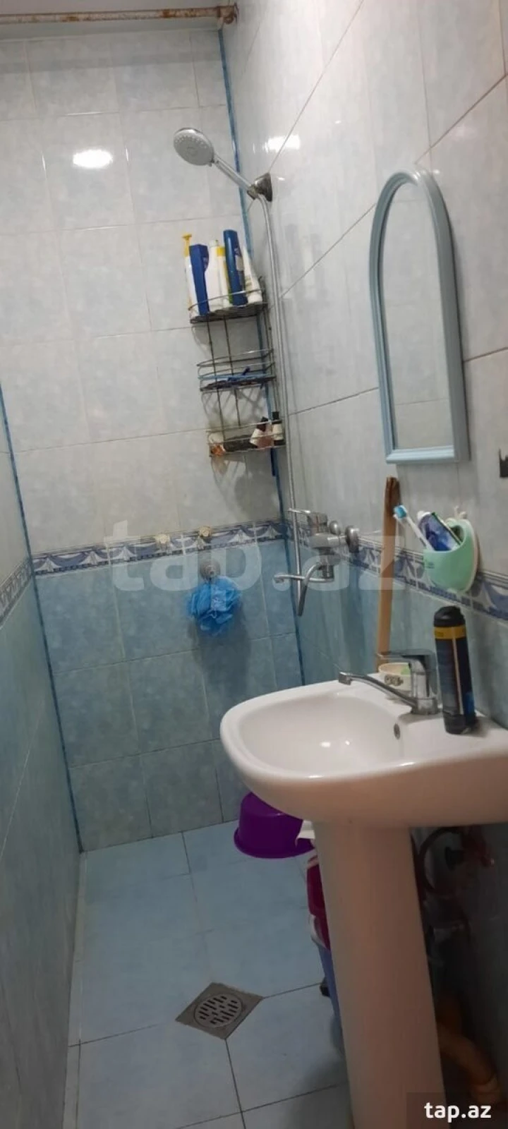 Kirayə verilir 2 otaqlı mənzil 70 m²