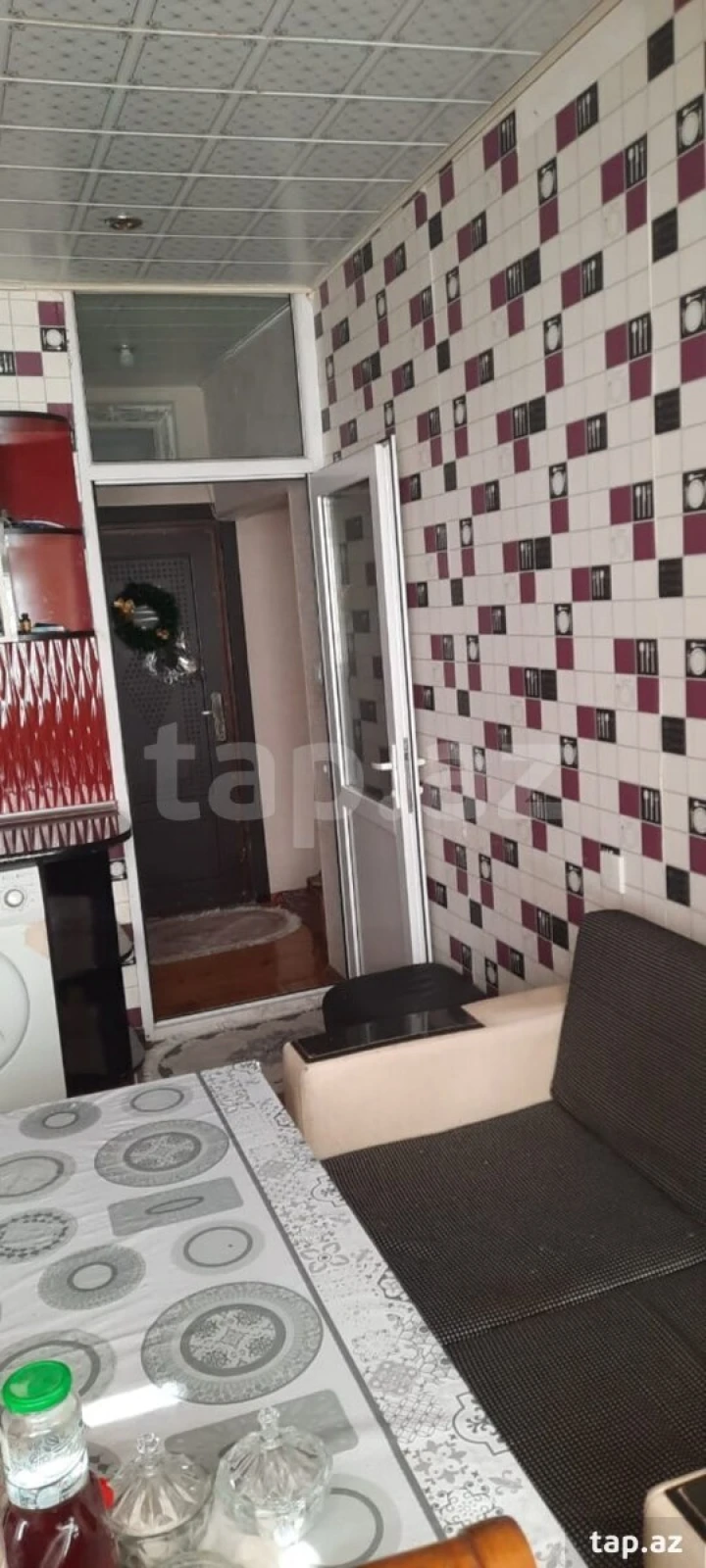 Kirayə verilir 2 otaqlı mənzil 70 m²