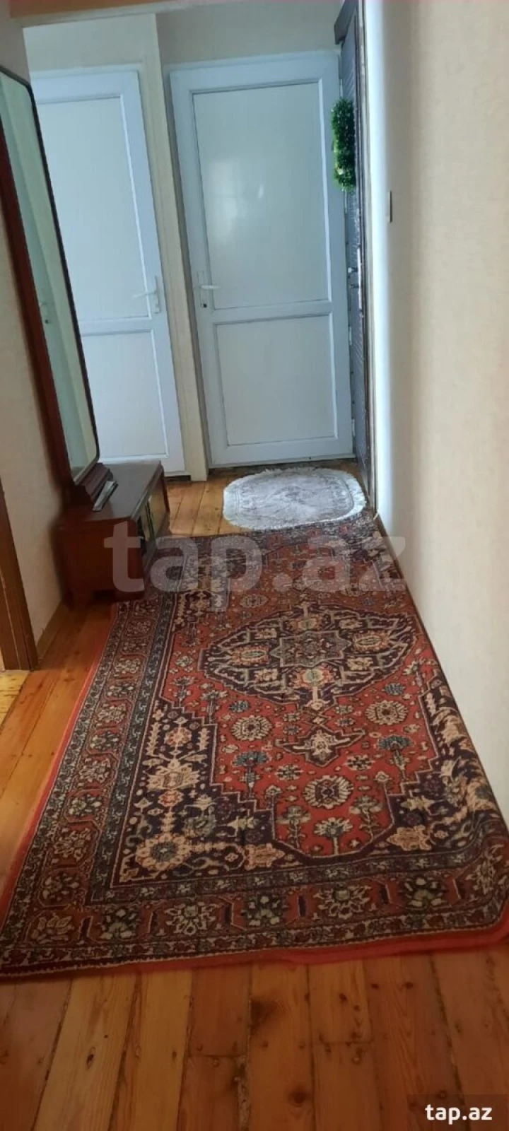 Kirayə verilir 2 otaqlı mənzil 70 m²