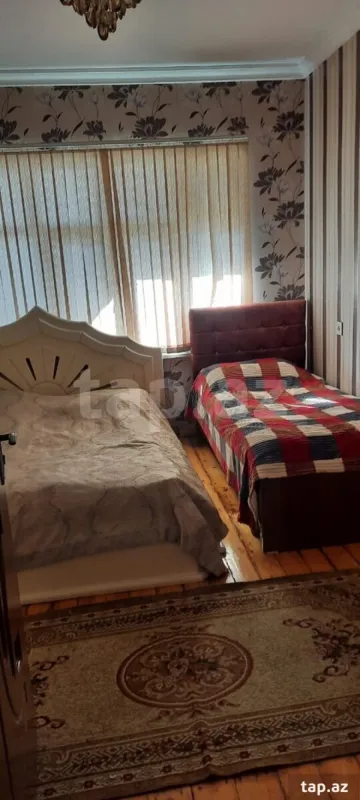 Kirayə verilir 2 otaqlı mənzil 70 m²