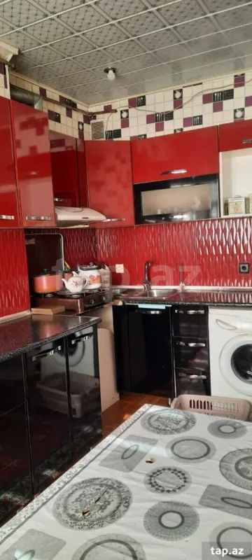 Kirayə verilir 2 otaqlı mənzil 70 m²