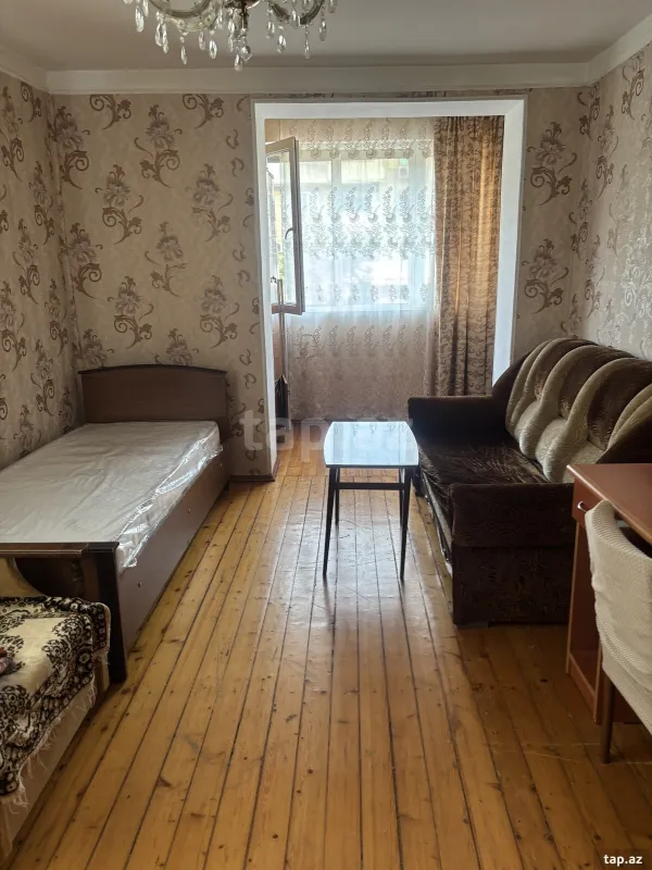 Satılır 1 otaqlı mənzil 35 m²