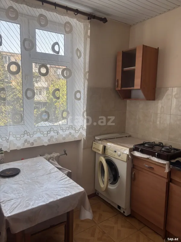 Satılır 1 otaqlı mənzil 35 m²