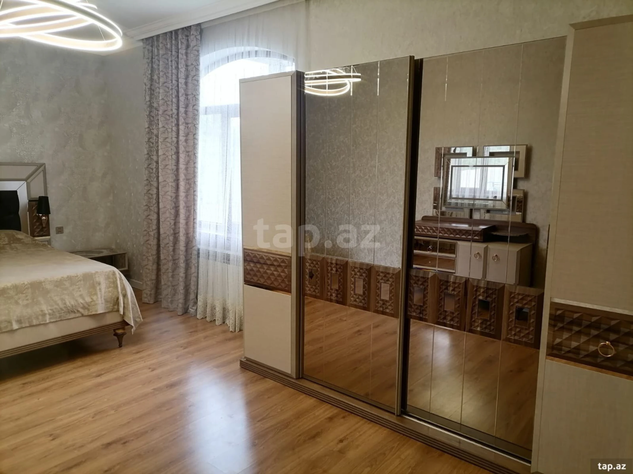 Kirayə verilir 4 otaqlı həyət evi