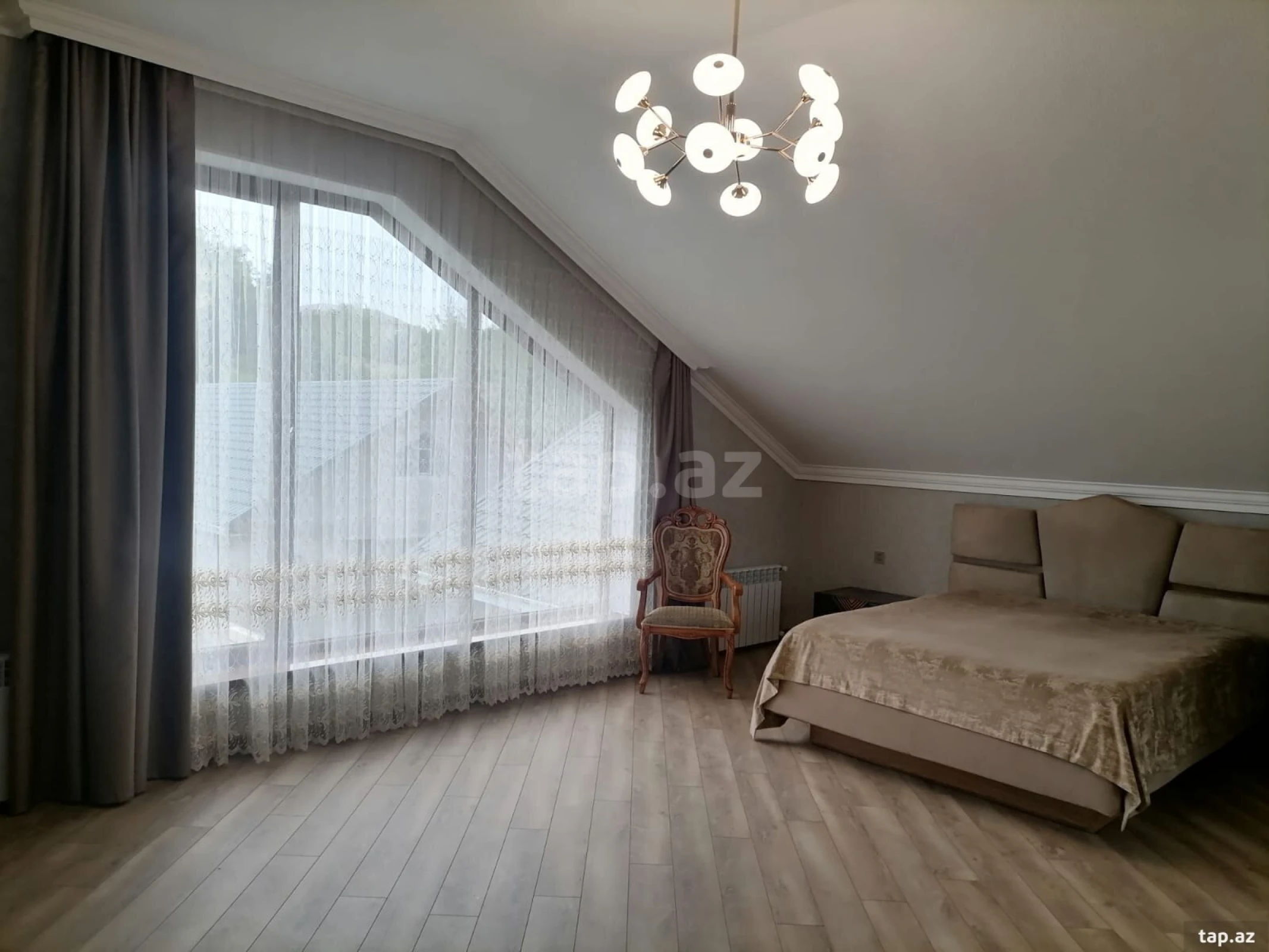 Kirayə verilir 4 otaqlı həyət evi