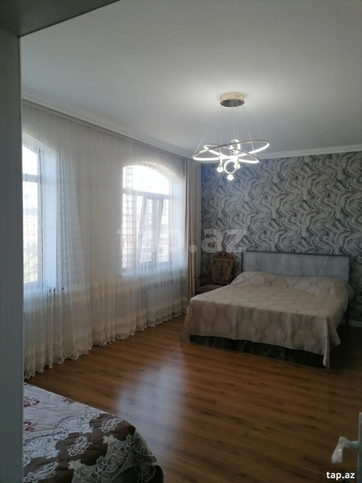 Kirayə verilir 4 otaqlı həyət evi