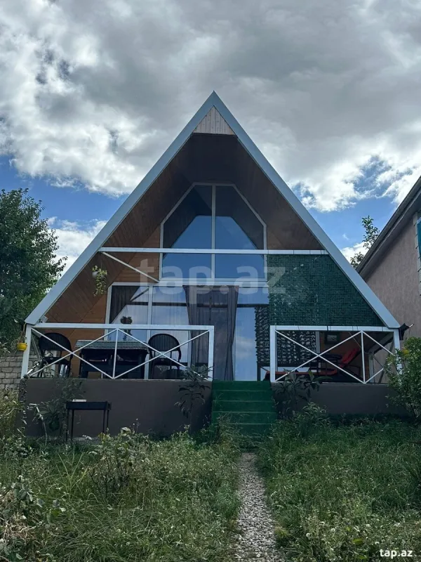 Kirayə verilir 1 otaqlı həyət evi