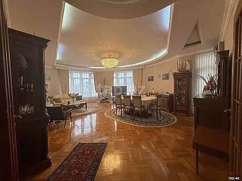 Kirayə verilir 4 otaqlı mənzil 200 m²