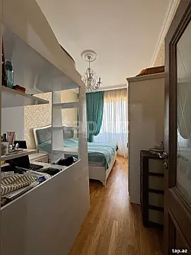 Satılır 2 otaqlı yeni tikili 70 m²