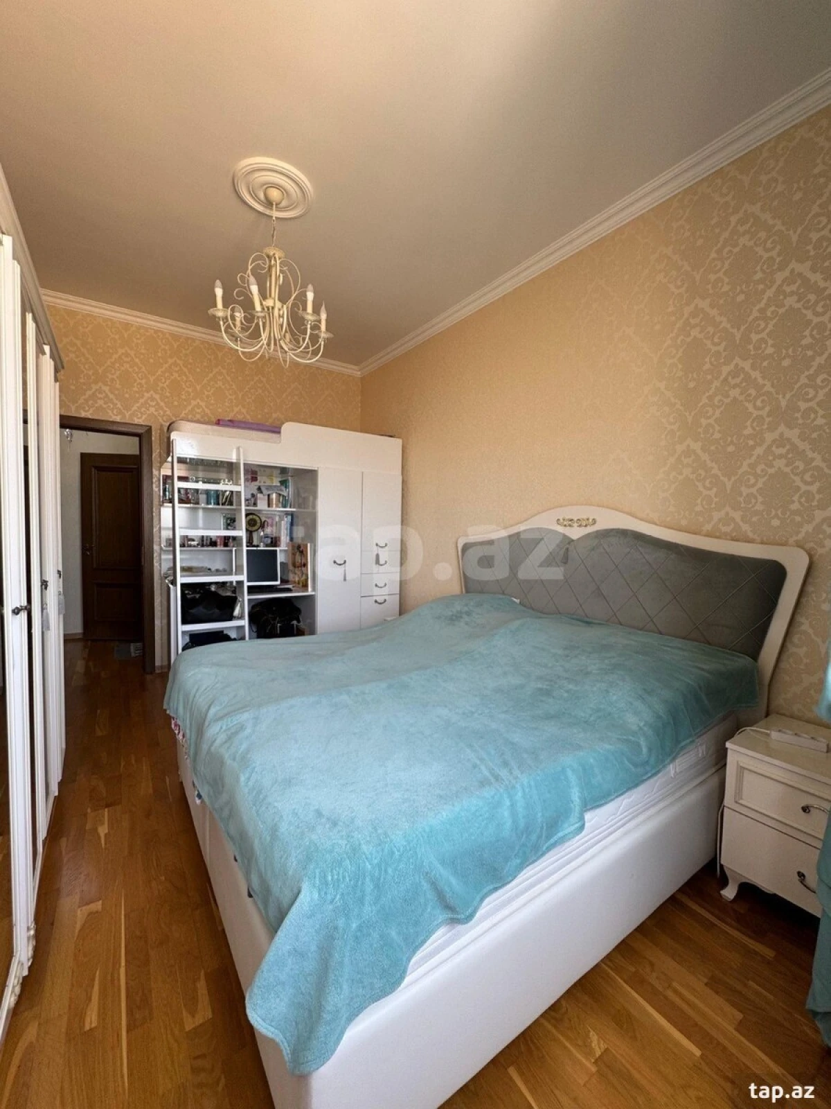 Satılır 2 otaqlı yeni tikili 70 m²