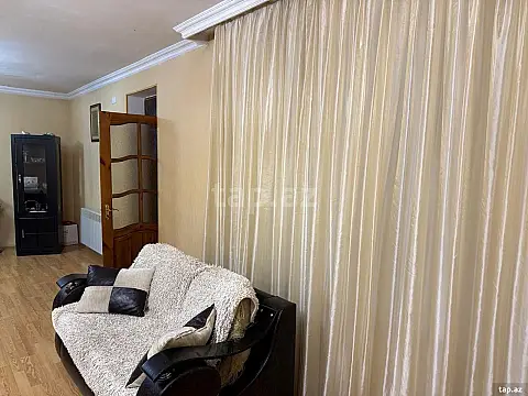 Kirayə verilir 3 otaqlı həyət evi