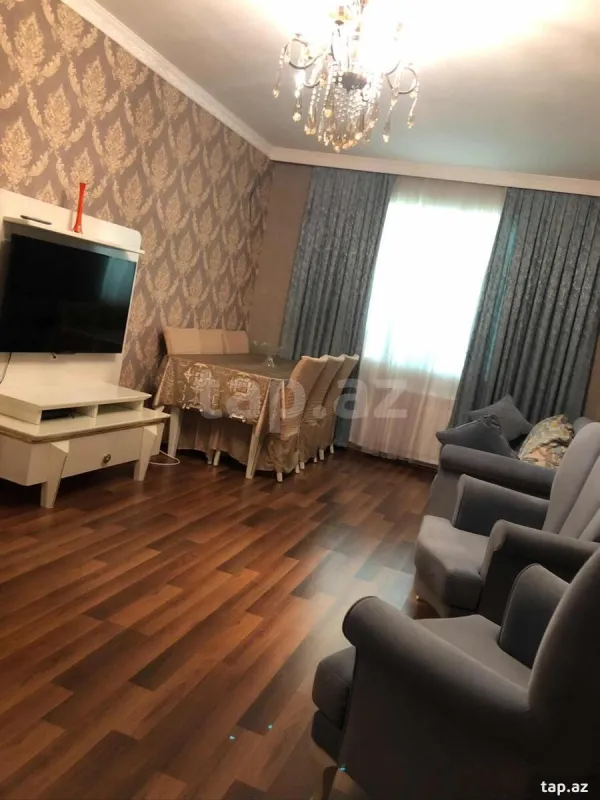 Satılır 4 otaqlı həyət evi