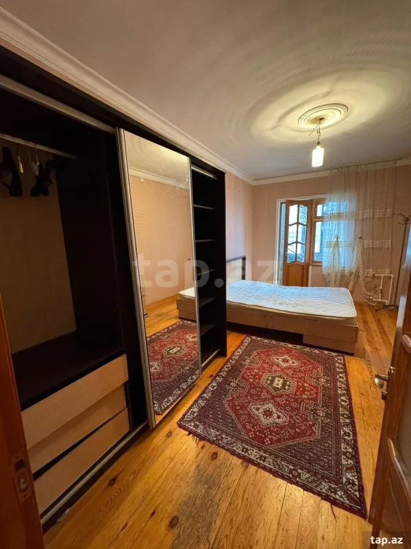 Kirayə verilir 2 otaqlı yeni tikili 50 m²