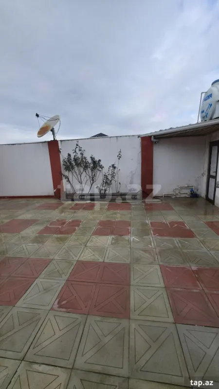 Satılır 4 otaqlı həyət evi 120 m²