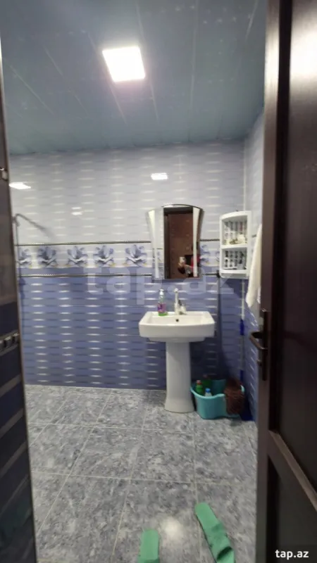 Satılır 4 otaqlı həyət evi 120 m²