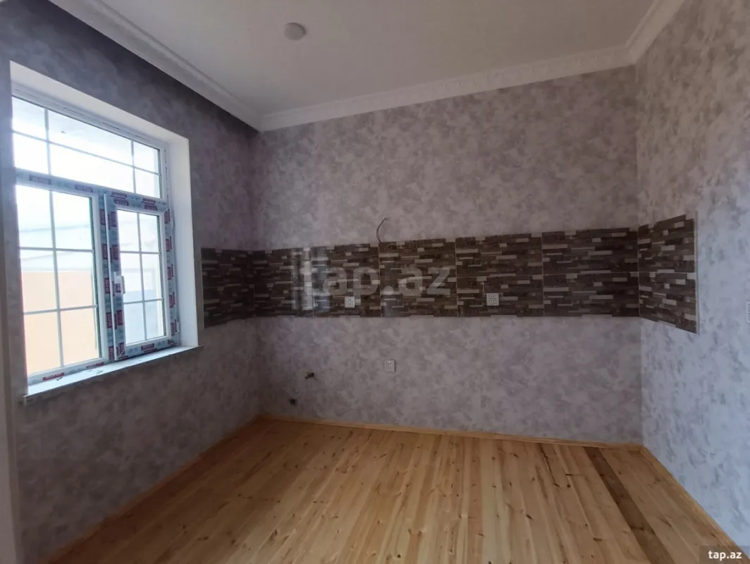 Satılır 3 otaqlı həyət evi