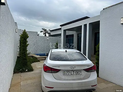 Satılır 4 otaqlı həyət evi