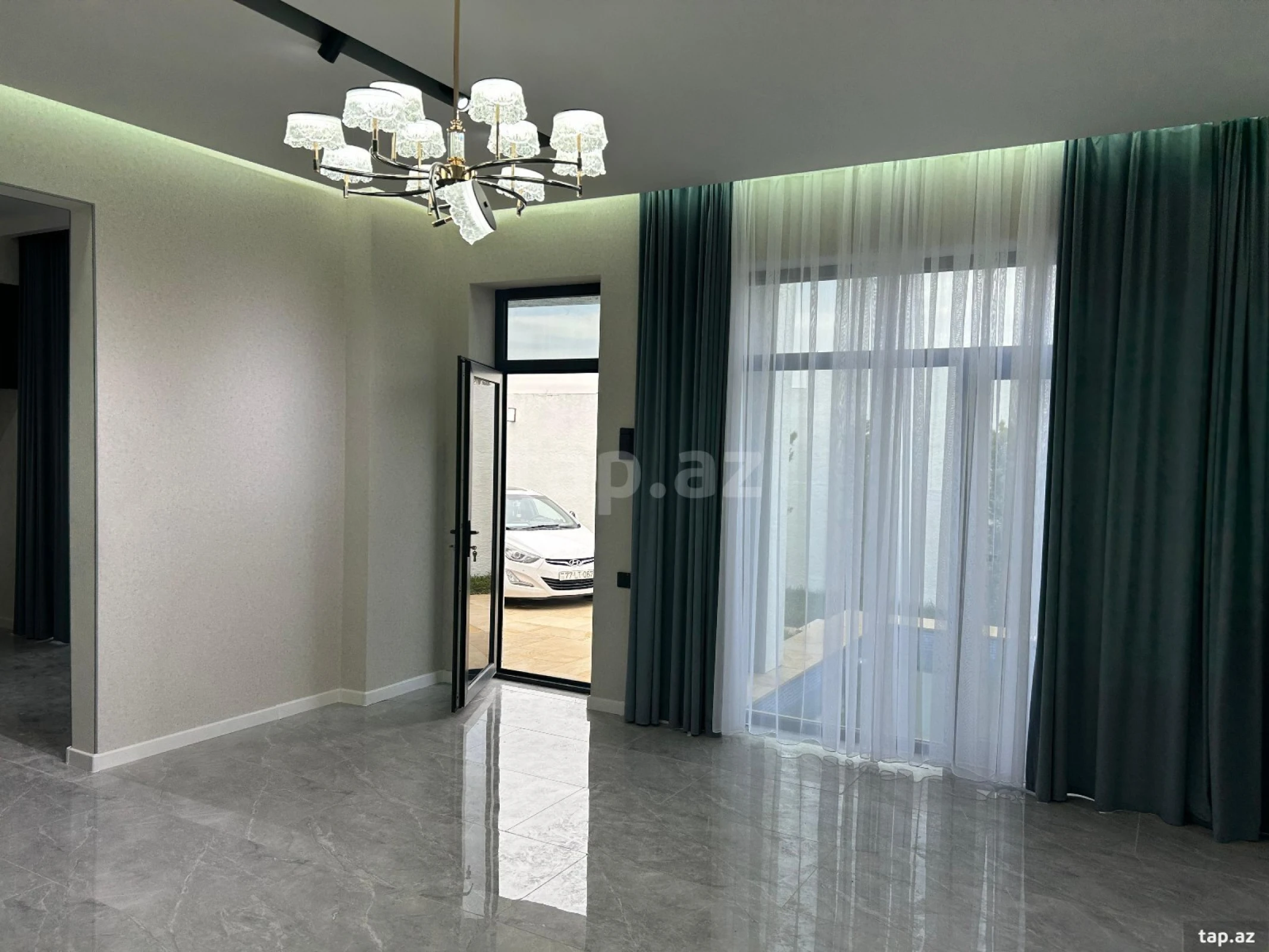 Satılır 4 otaqlı həyət evi