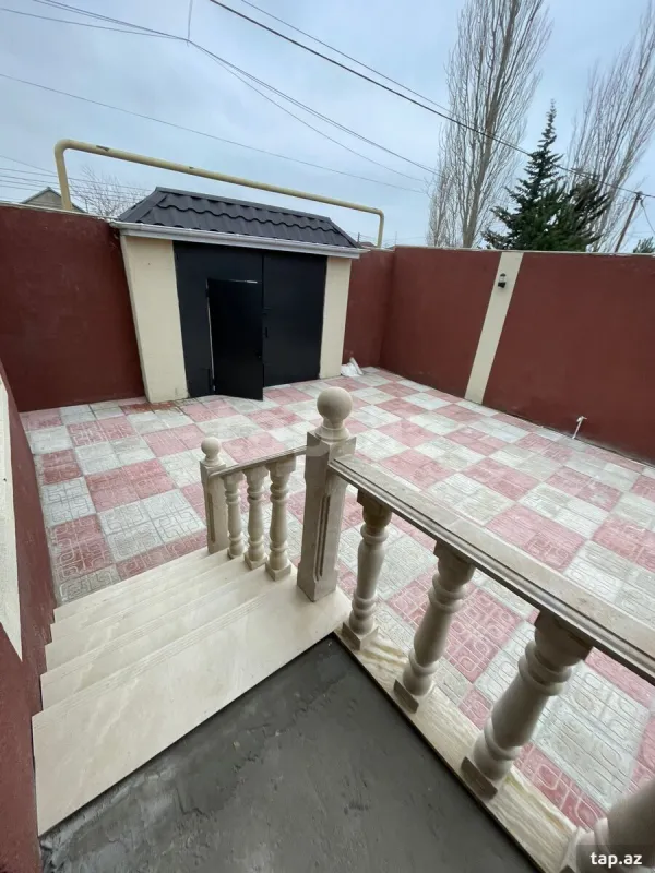 Satılır 3 otaqlı həyət evi