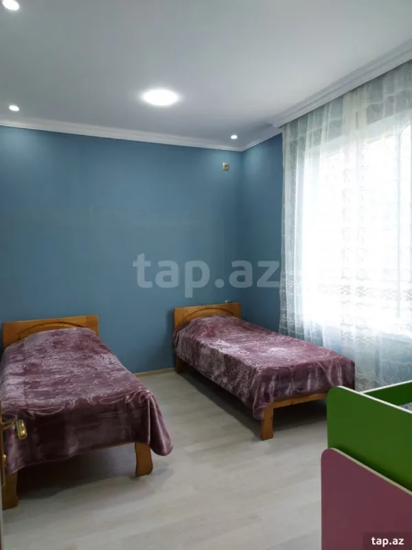 Kirayə verilir 3 otaqlı həyət evi