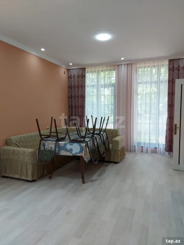 Kirayə verilir 3 otaqlı həyət evi