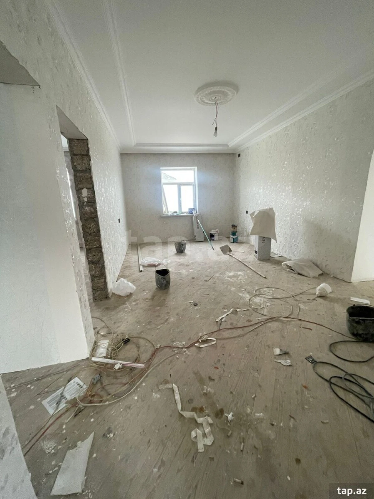 Satılır 4 otaqlı həyət evi