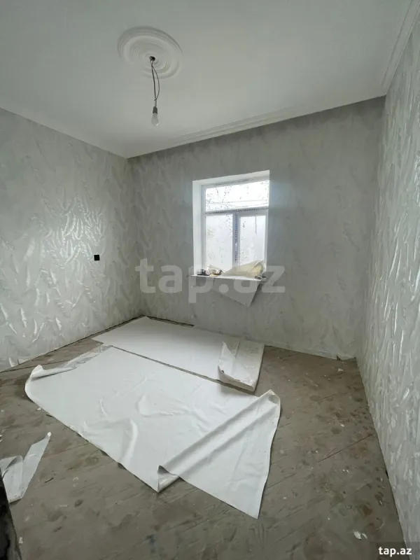 Satılır 4 otaqlı həyət evi