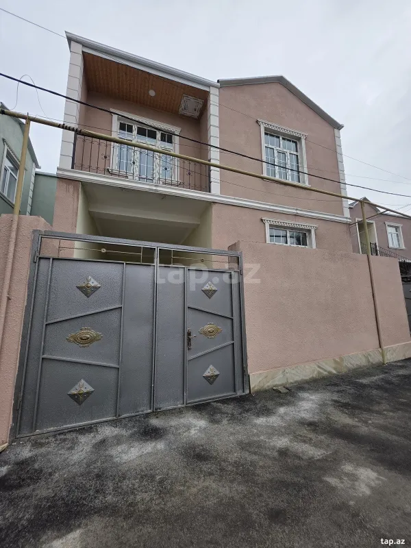 Satılır 6 otaqlı həyət evi