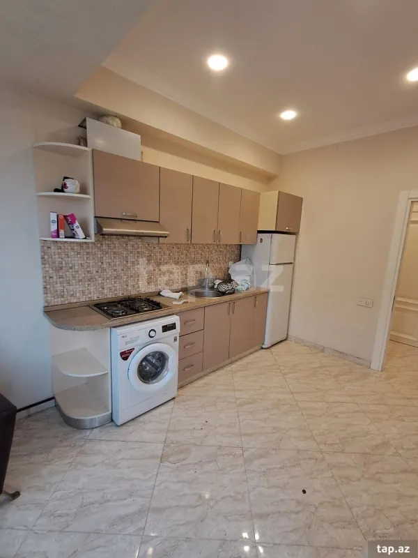 Satılır 2 otaqlı yeni tikili 60 m²