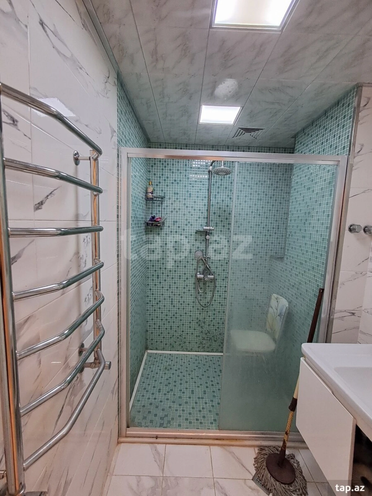 Satılır 2 otaqlı yeni tikili 60 m²