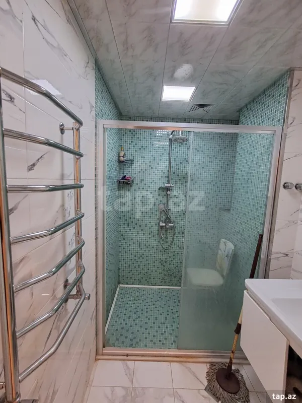 Satılır 2 otaqlı yeni tikili 60 m²