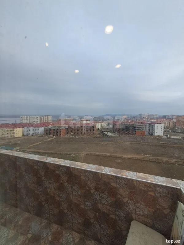 Satılır 2 otaqlı yeni tikili 60 m²