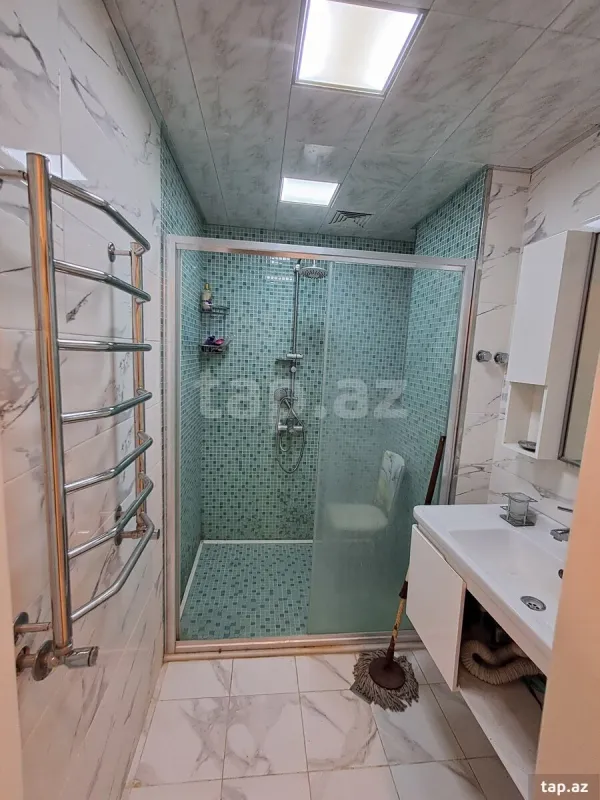 Satılır 2 otaqlı yeni tikili 60 m²