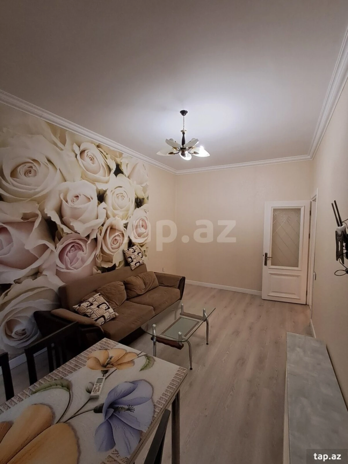 Satılır 2 otaqlı yeni tikili 60 m²