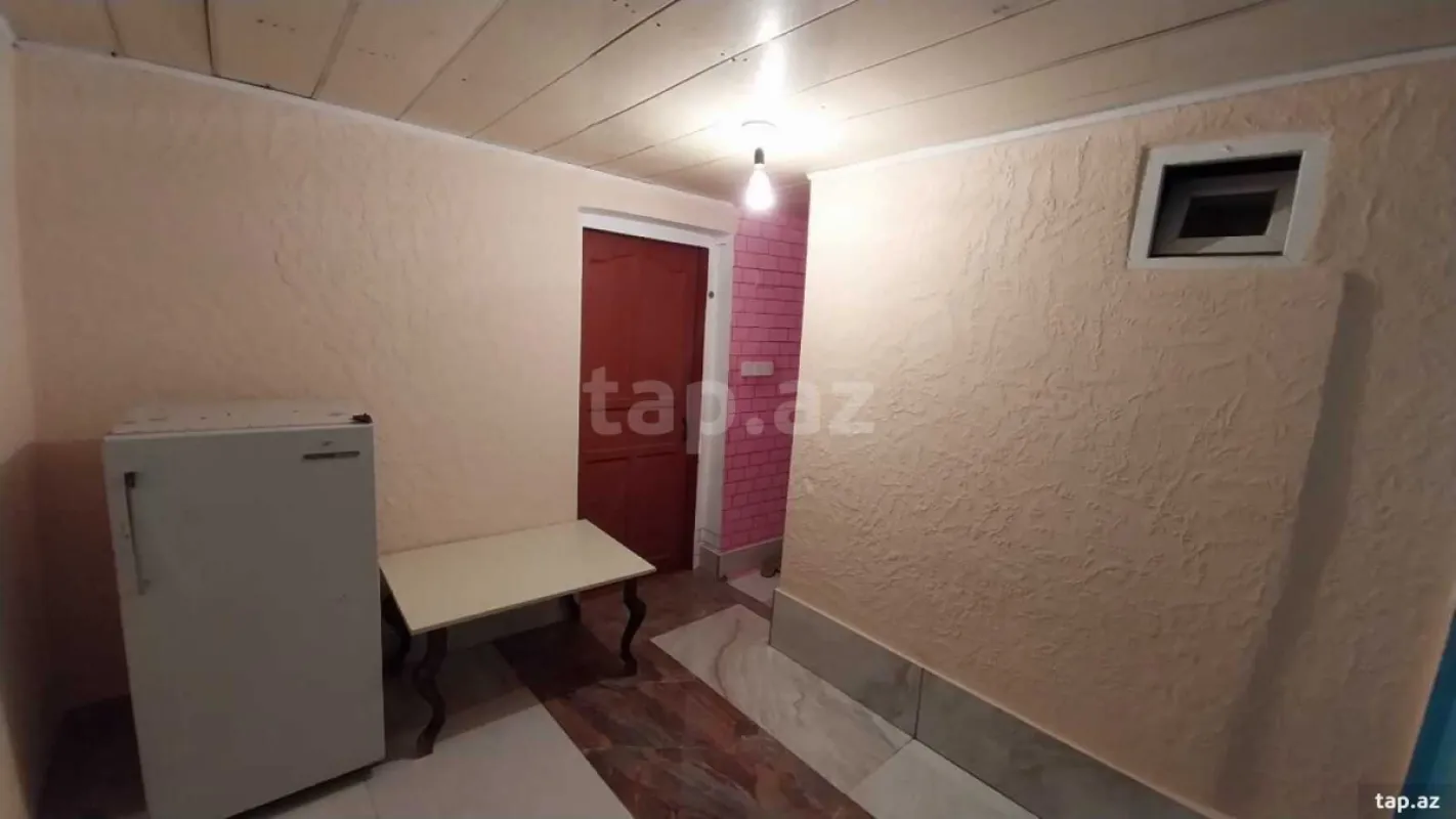 Kirayə verilir 2 otaqlı həyət evi