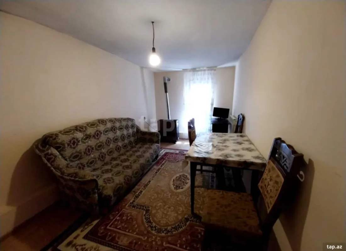 Kirayə verilir 2 otaqlı həyət evi